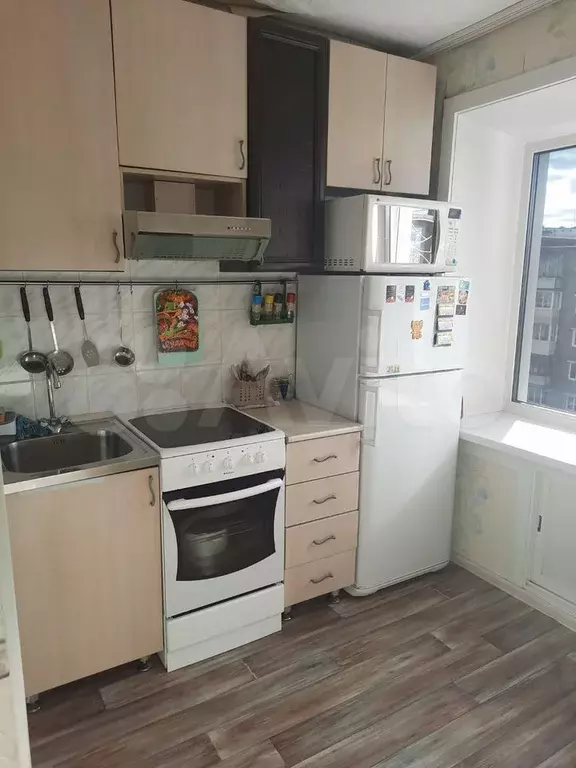 2-к. квартира, 47 м, 5/5 эт. - Фото 0