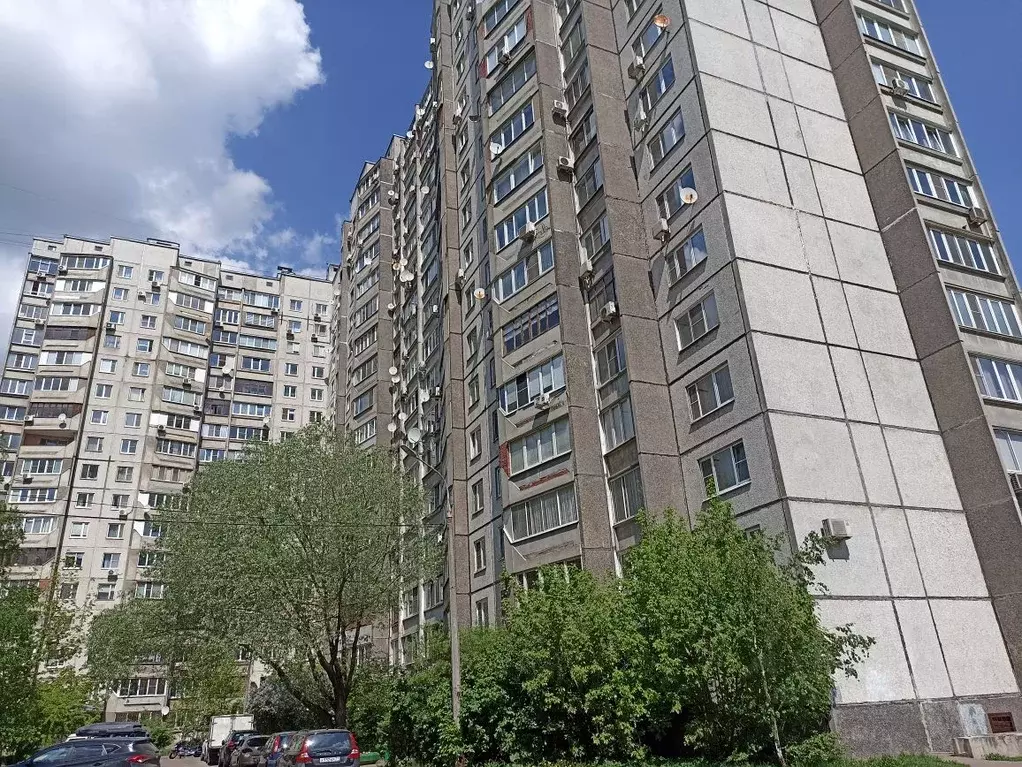 2-к кв. Московская область, Реутов ул. Октября, 1 (73.0 м) - Фото 1