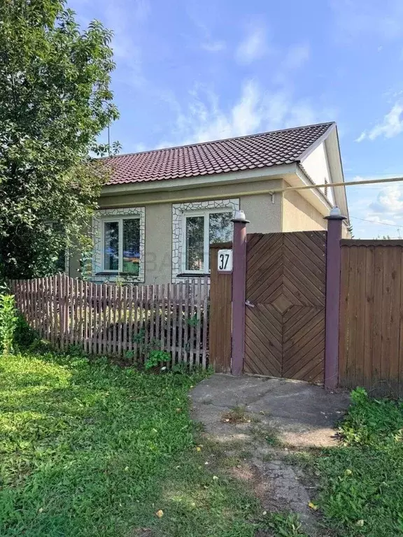 Дом в Омская область, Саргатское рп ул. Карбышева, 37 (66 м) - Фото 1