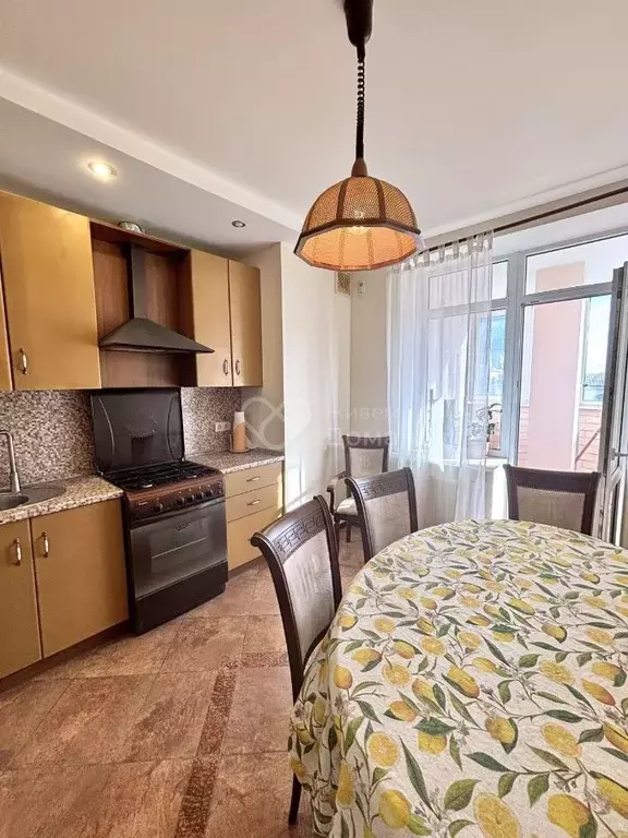 2-к кв. Волгоградская область, Волгоград Баррикадная ул., 19а (67.1 м) - Фото 1