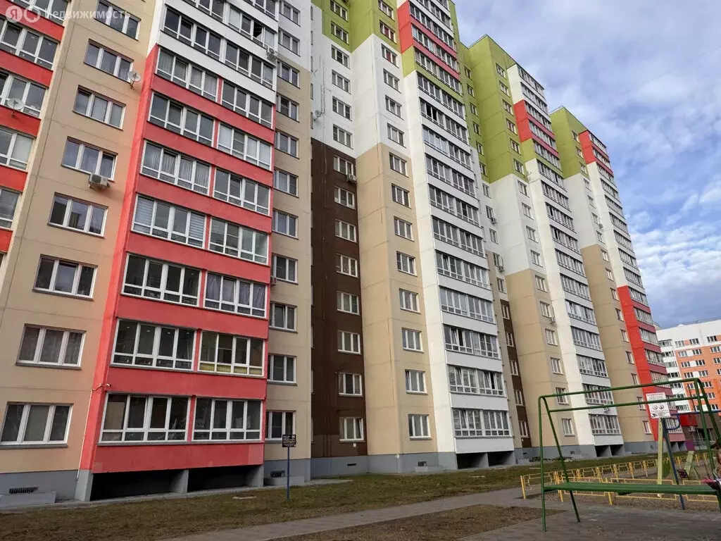 2-комнатная квартира: Киров, микрорайон Коминтерновский, Торфяная ... - Фото 0