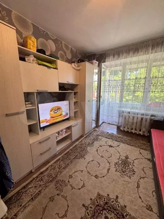 Комната 18 м в 1-к., 4/4 эт. - Фото 0