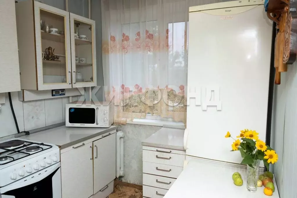 1-к кв. Алтайский край, Барнаул ул. Юрина, 253 (30.4 м) - Фото 1