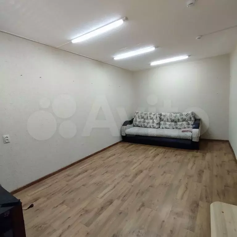 2-к. квартира, 50 м, 1/9 эт. - Фото 1