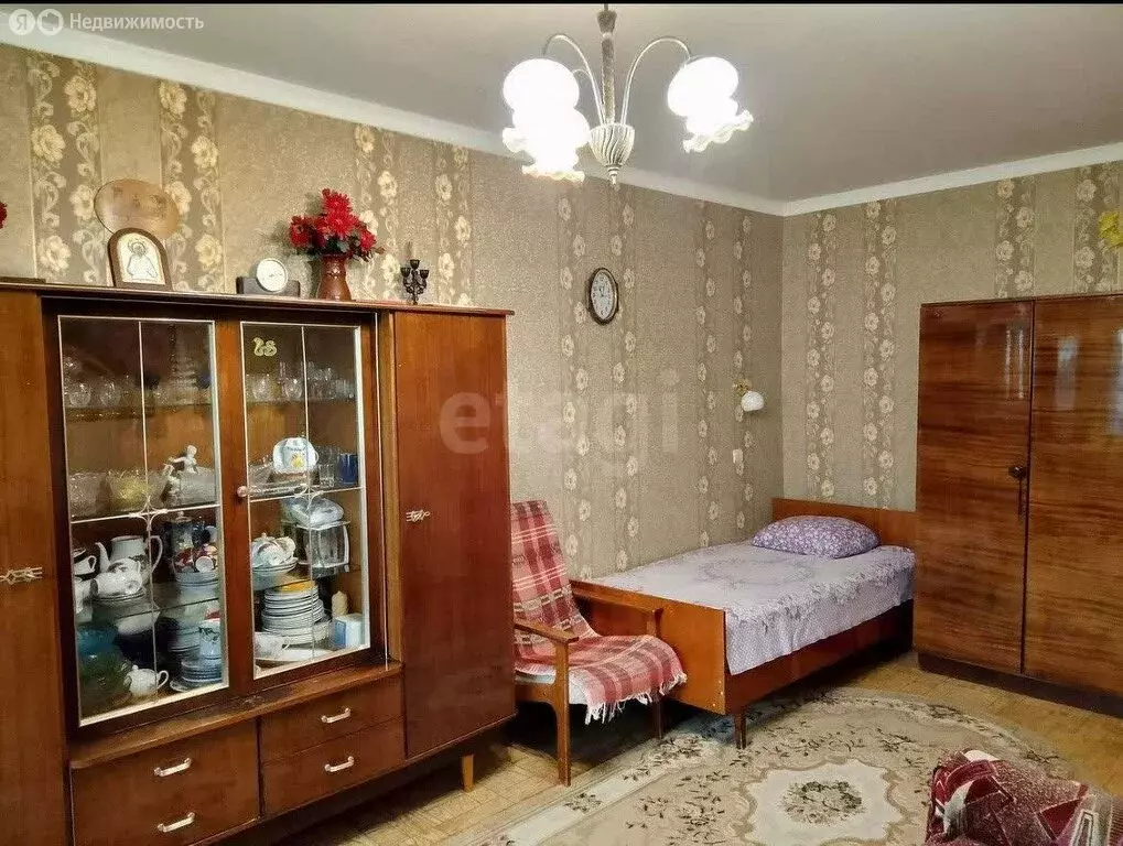 1-комнатная квартира: Ковров, улица Космонавтов, 4/5 (33.8 м) - Фото 0