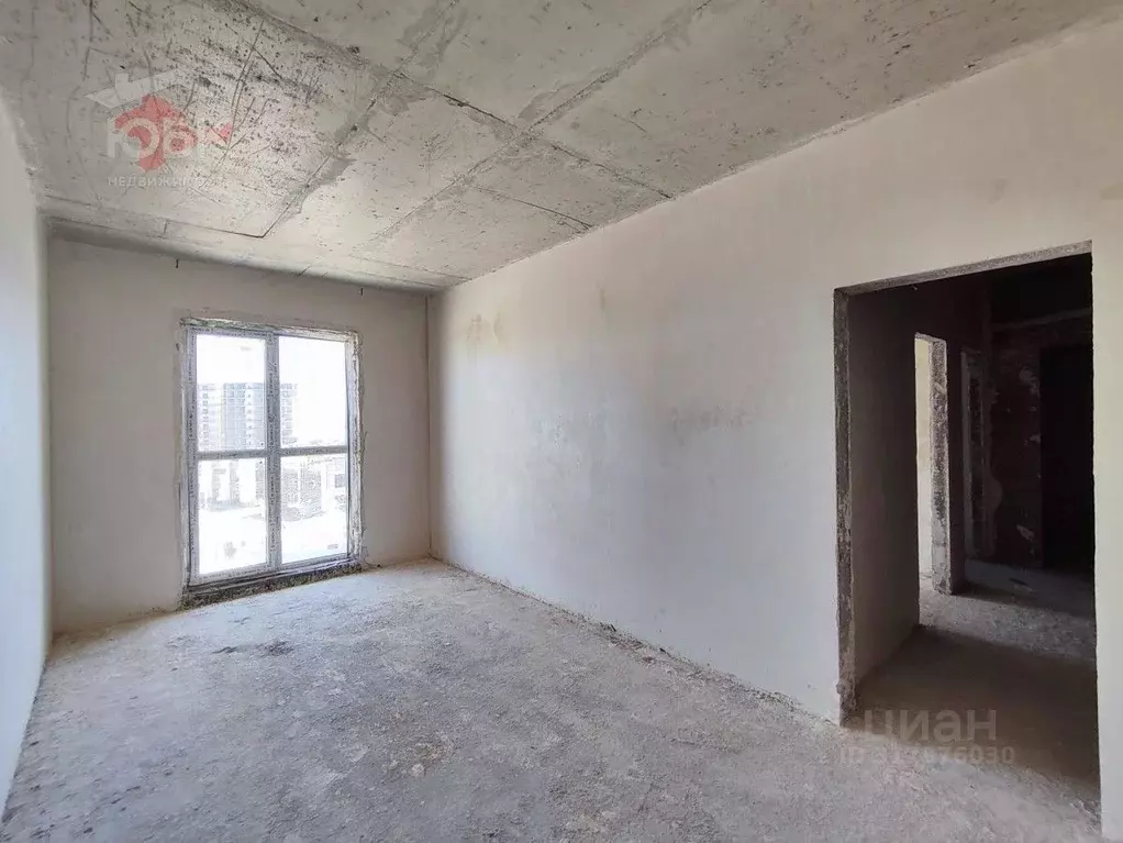 2-к кв. Крым, Евпатория городской округ, Заозерное пгт ул. Аллея ... - Фото 1