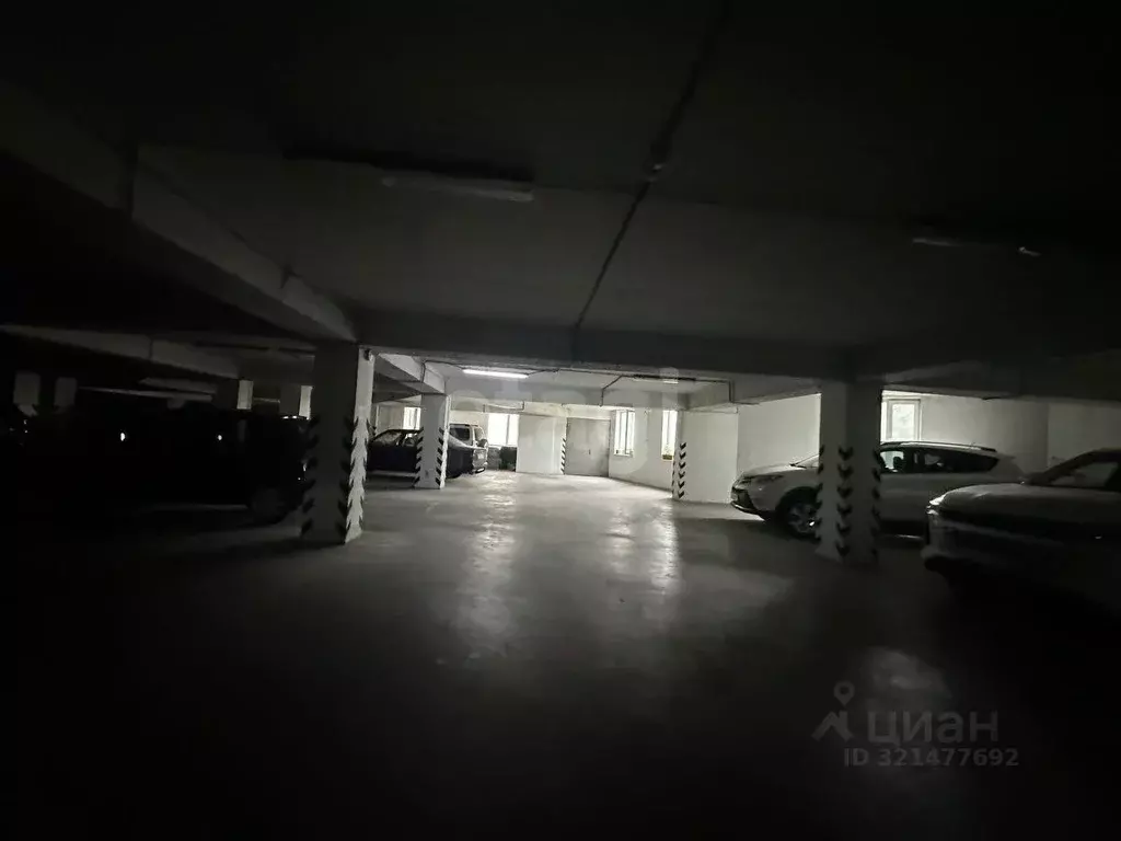 Гараж в Крым, Алушта ул. Школьная (17 м) - Фото 1