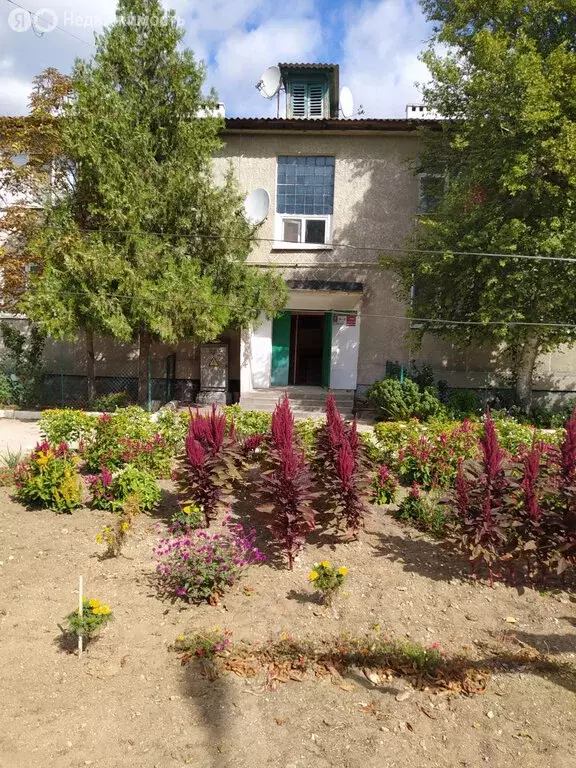 3-комнатная квартира: Джанкой, Проезжая улица, 150 (56.9 м) - Фото 2