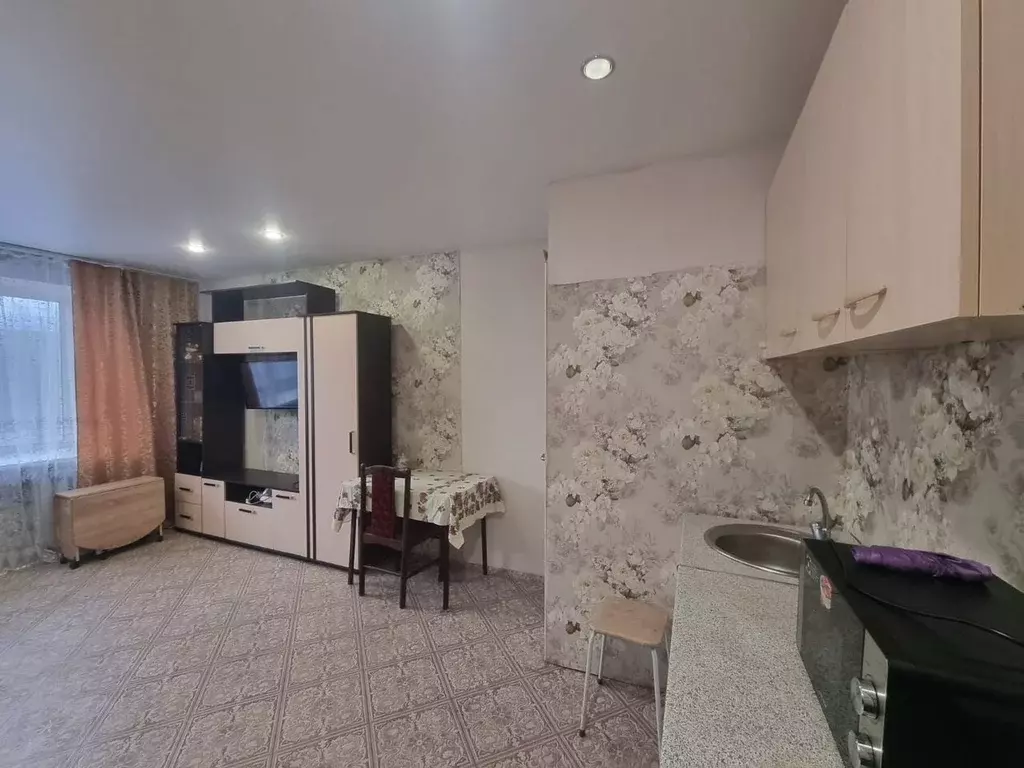Комната Свердловская область, Екатеринбург ул. Титова, 27А - Фото 1