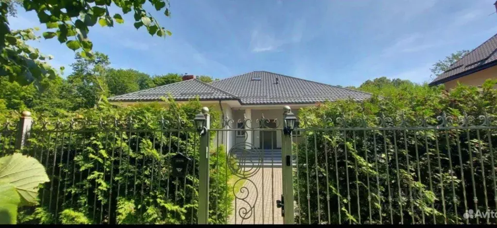 Дом в Калининградская область, Балтийск Дачная ул., 15Д (225 м) - Фото 0