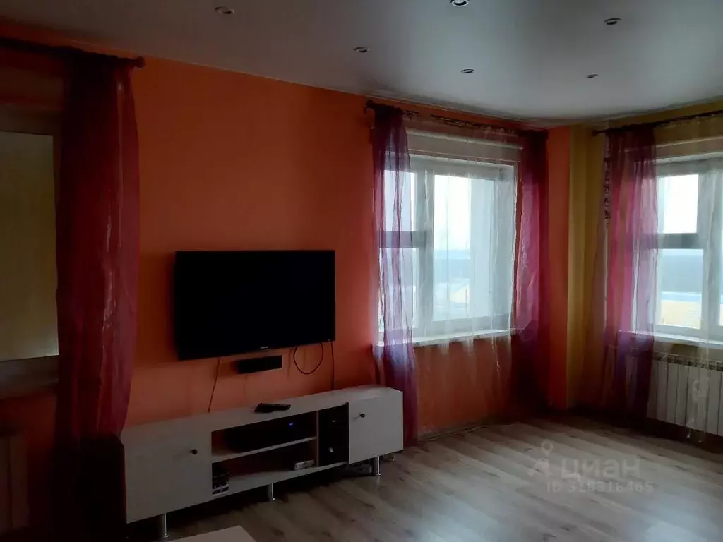 2-к кв. Саха (Якутия), Якутск ул. Лермонтова, 49 (70.0 м) - Фото 0