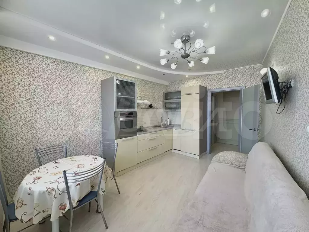 1-к. квартира, 55,6 м, 15/16 эт. - Фото 0