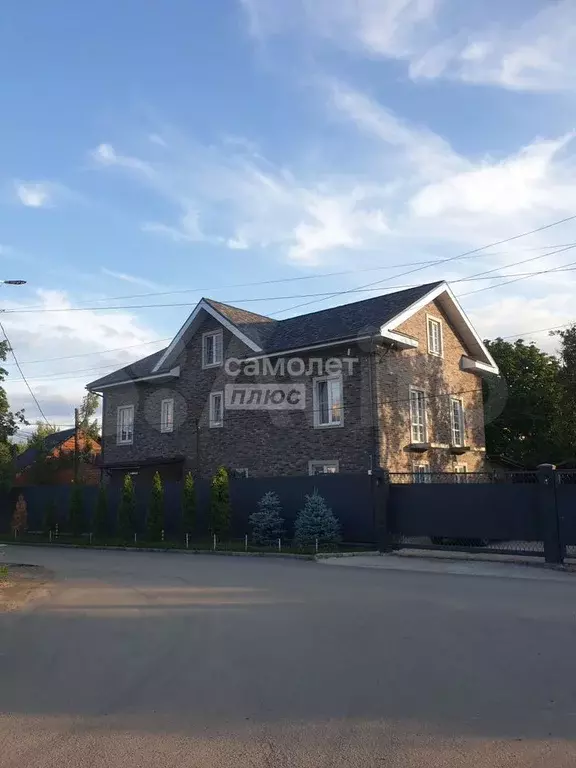 Дом 317 м на участке 8 сот. - Фото 0