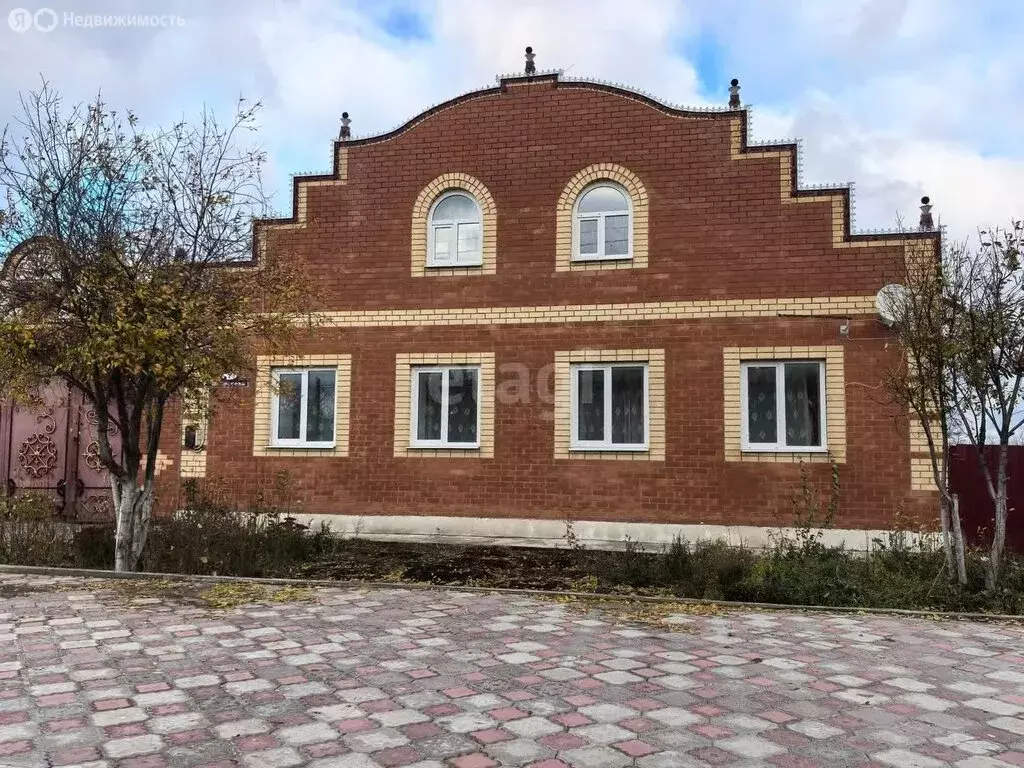 Дом в Ульяновская область, рабочий посёлок Чердаклы, улица Матросова ... - Фото 1