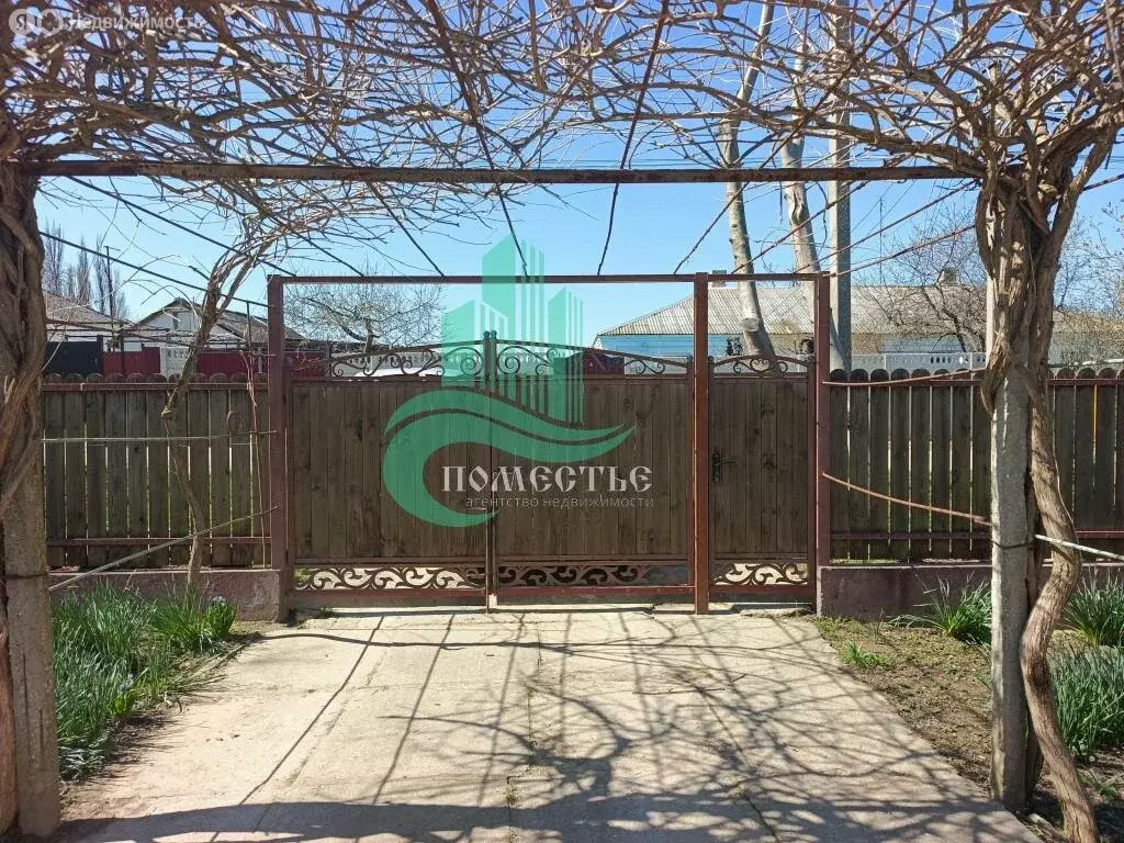 3-комнатная квартира: Первомайское сельское поселение, село Садовое, ... - Фото 2