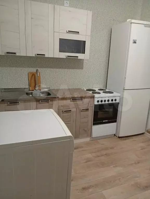 1-к. квартира, 39 м, 8/10 эт. - Фото 0