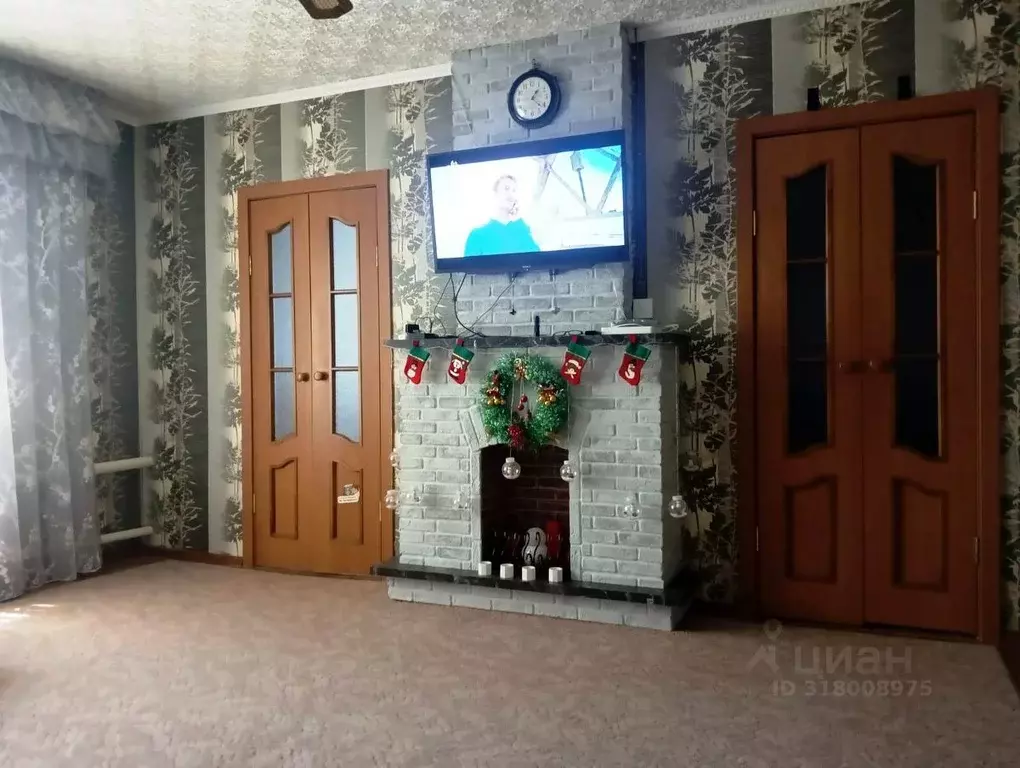 Дом в Омская область, с. Азово ул. Пионерская (94 м) - Фото 1