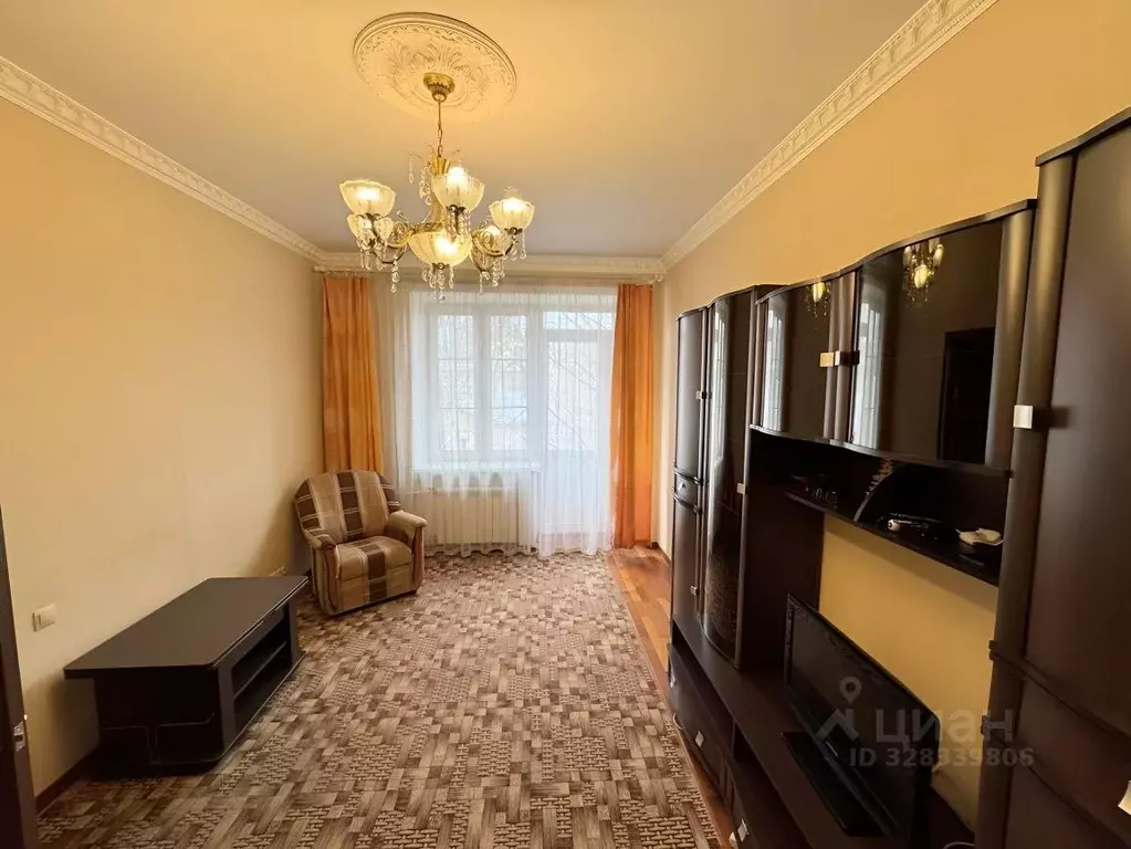 1-к кв. Москва ул. Алексея Свиридова, 13К2 (36.3 м) - Фото 2