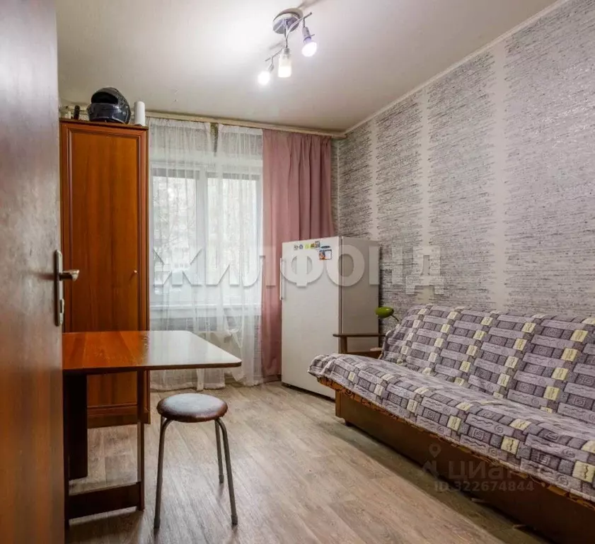 Комната Новосибирская область, Новосибирск ул. 9-й Гвардейской ... - Фото 1