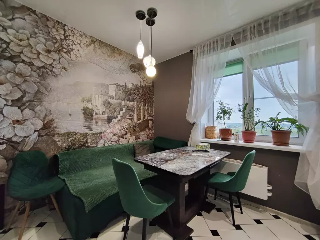 Продаётся 2-к квартира, 70 м - Фото 0