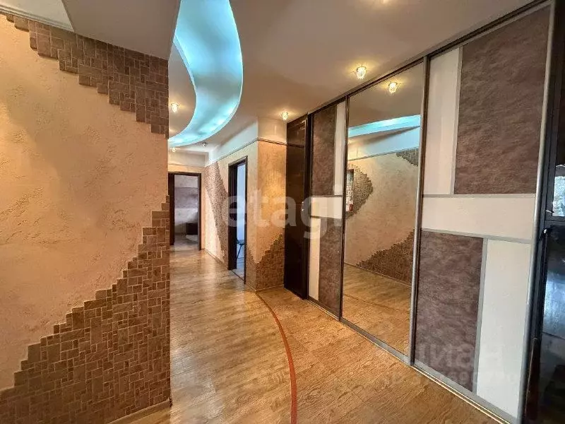 4-к кв. Амурская область, Белогорск Вольный пер., 9 (125.4 м) - Фото 1