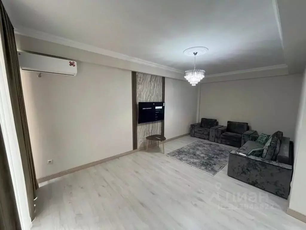 2-к кв. Дагестан, Махачкала ул. Кадарская, 40 (75.0 м) - Фото 1