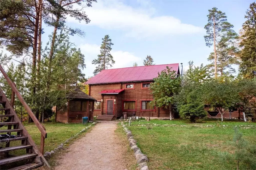 Дом в Псковская область, Гдов  (310 м) - Фото 1