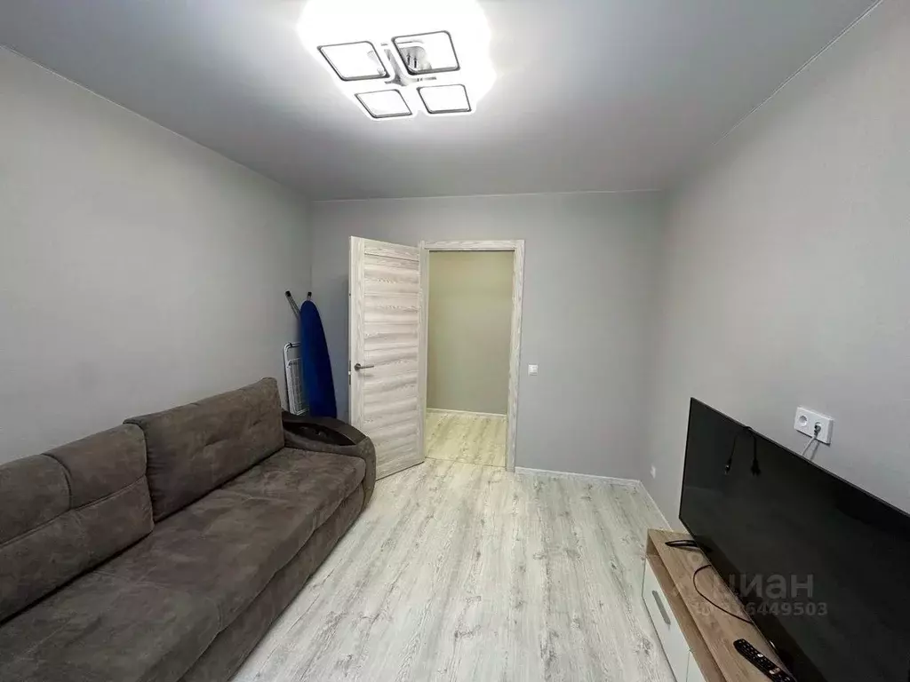 2-к кв. Татарстан, Казань ул. Александра Курынова, 5к3 (47.0 м) - Фото 1