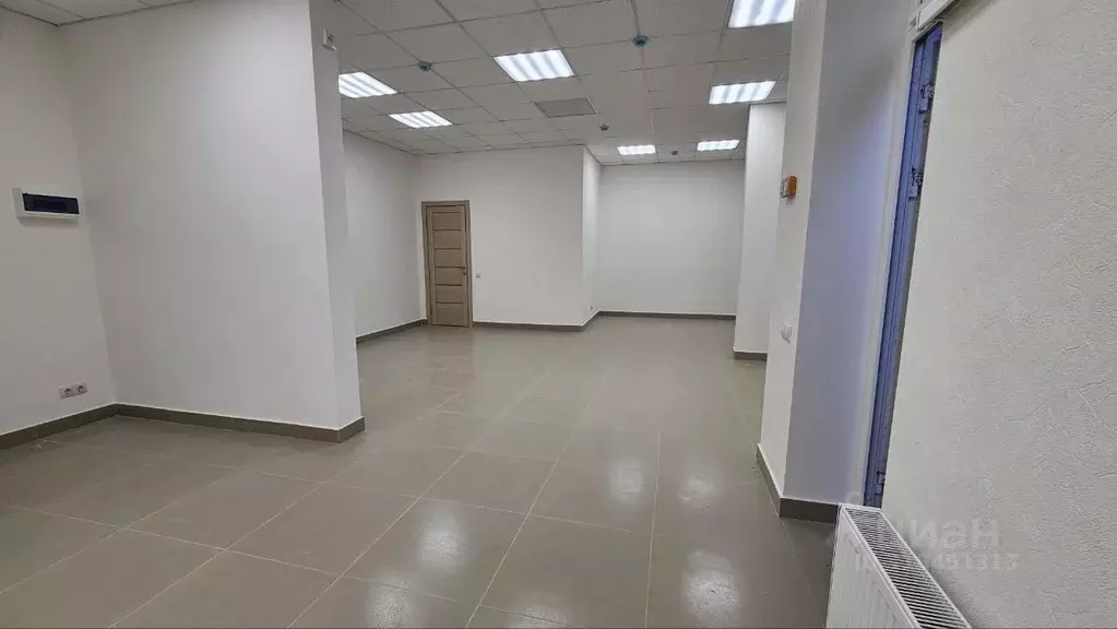 Помещение свободного назначения в Севастополь ш. Лабораторное, 33к1 ... - Фото 0
