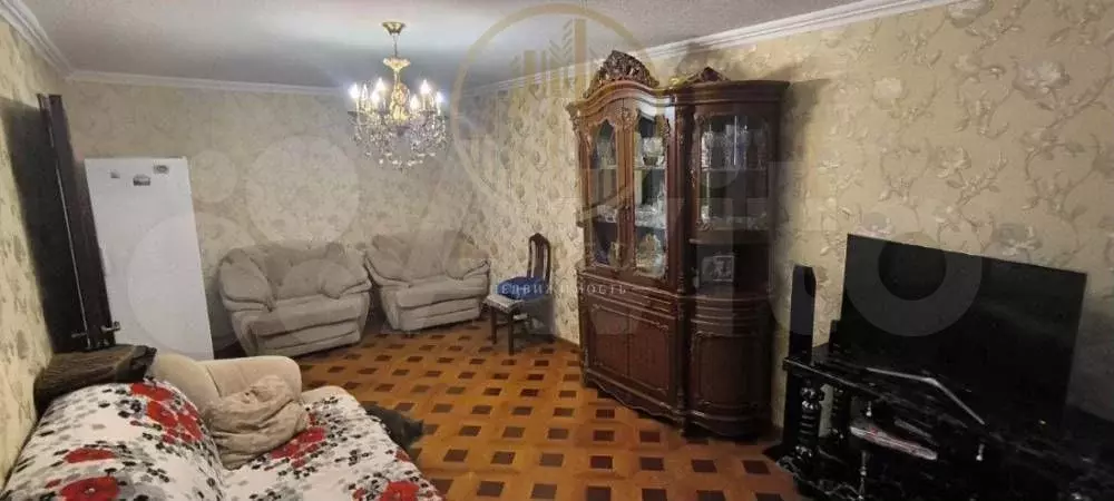 3-к. квартира, 70 м, 4/9 эт. - Фото 0