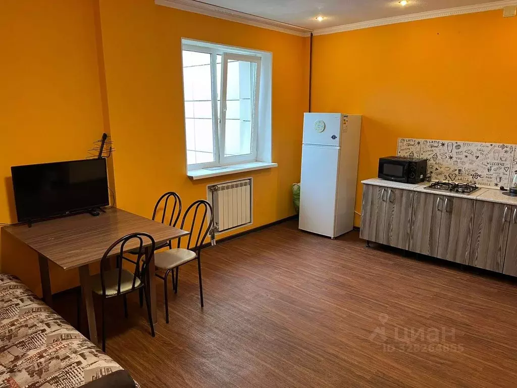 2-к кв. Вологодская область, Череповец ул. Наседкина, 8А (58.0 м) - Фото 1