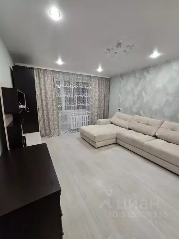 1-к кв. Владимирская область, Муром Карачаровское ш., 30Б (40.0 м) - Фото 0