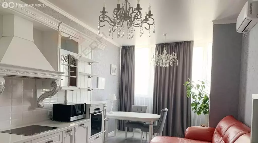 3-комнатная квартира: Краснодар, микрорайон Центральный, улица ... - Фото 1