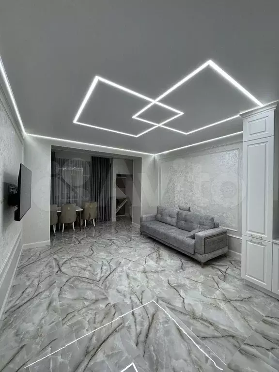2-к. квартира, 70 м, 2/20 эт. - Фото 0