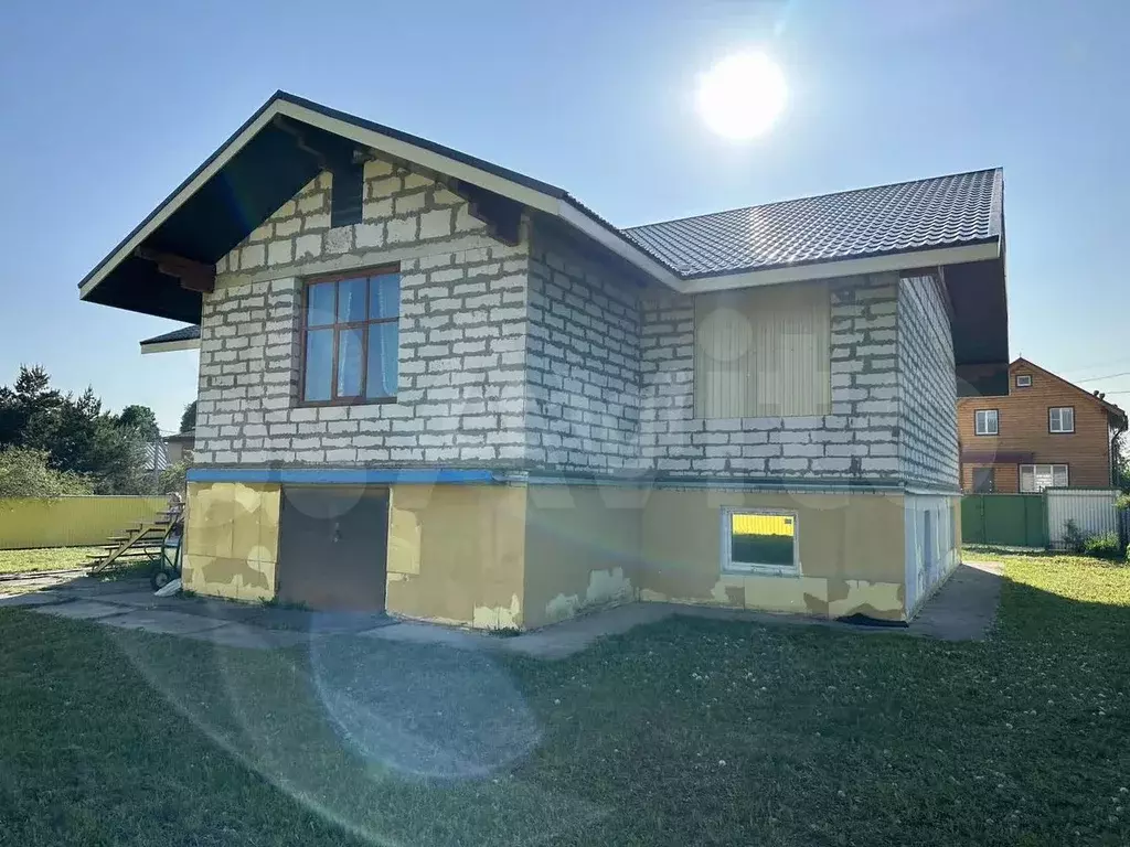 Дом 327,5 м на участке 12,6 сот. - Фото 1