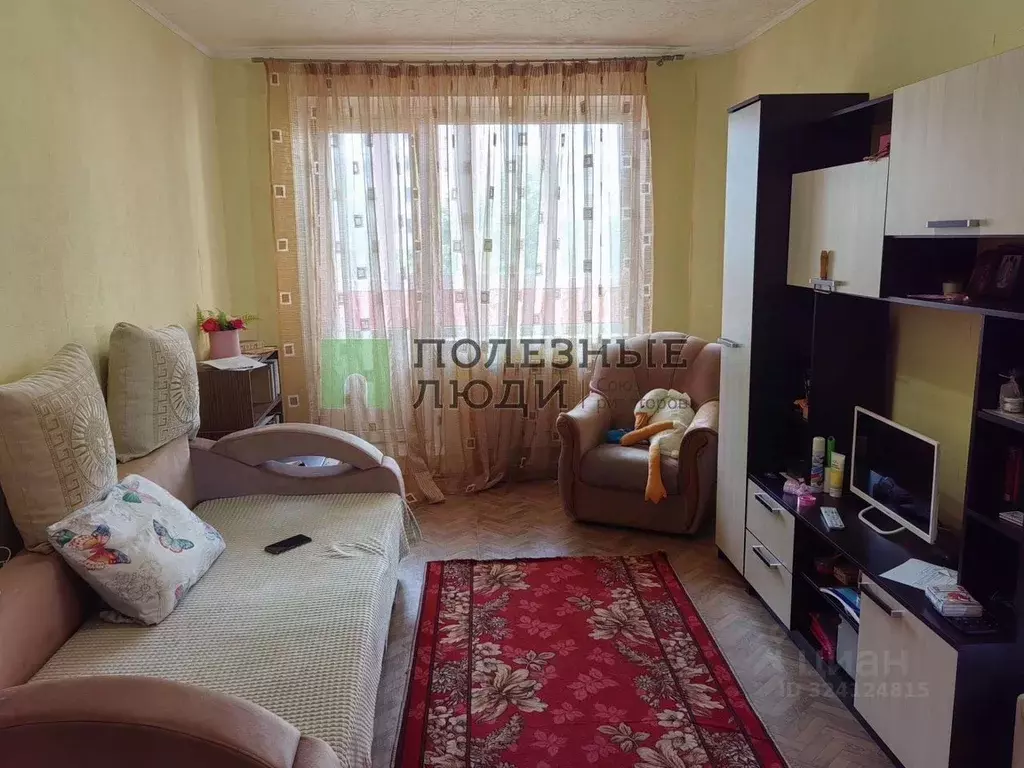 3-к кв. Белгородская область, Белгород ул. Есенина, 46 (75.0 м) - Фото 1