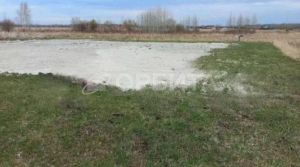 Участок в Тюменская область, Тюмень ул. Олега Антонова (6.0 сот.) - Фото 1
