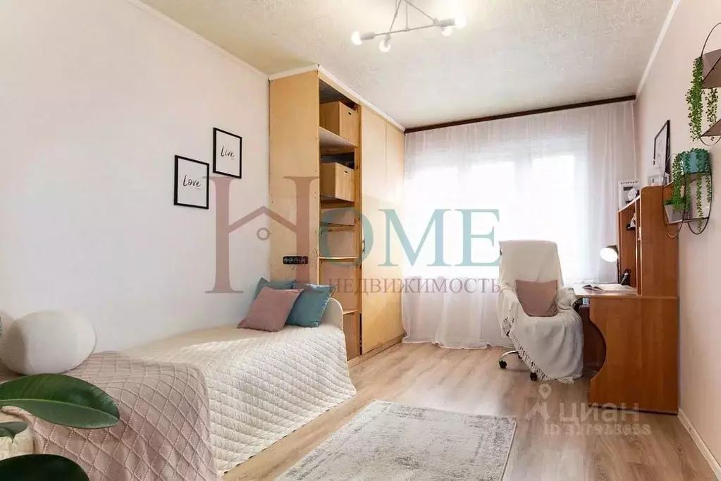 3-к кв. Новосибирская область, Новосибирск ул. Никитина, 68 (68.0 м) - Фото 0