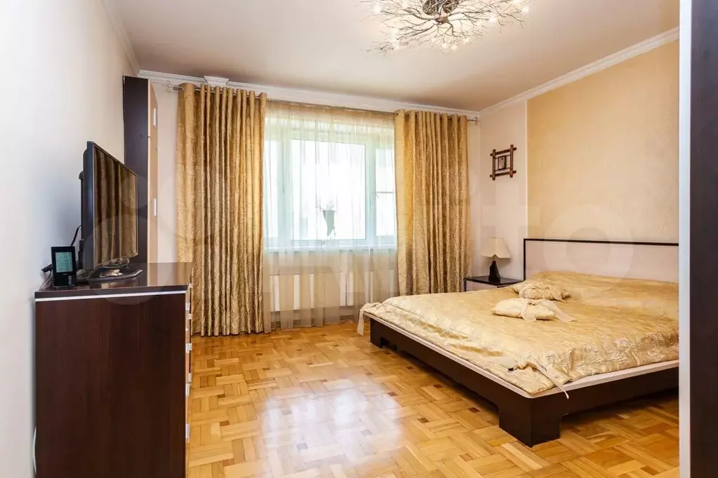 3-к. квартира, 120 м, 3/5 эт. - Фото 1