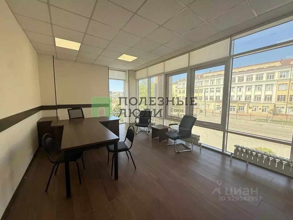 Офис в Астраханская область, Астрахань Бакинская ул., 100 (25 м) - Фото 1