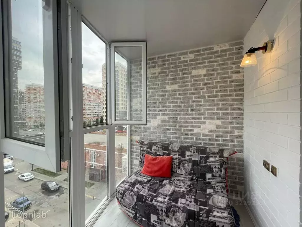 2-к кв. Краснодарский край, Краснодар ул. Цезаря Куникова, 24к3 (60.1 ... - Фото 1