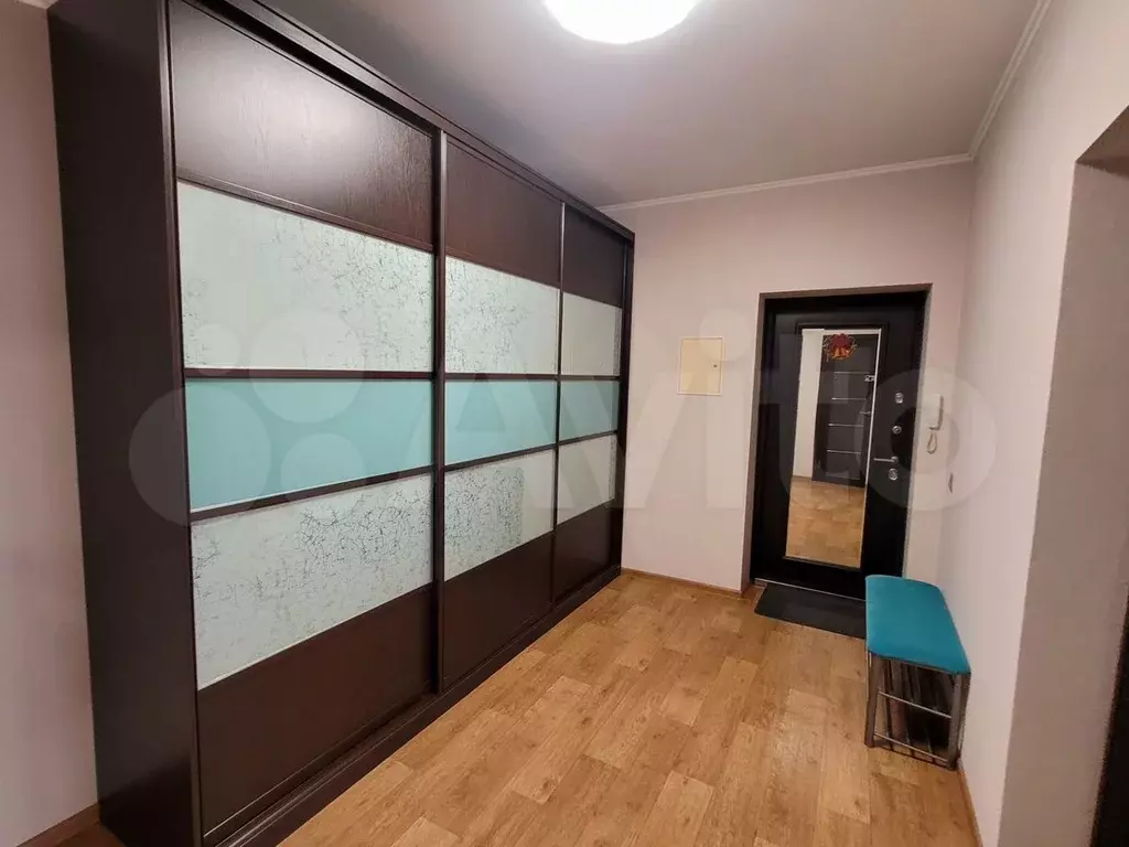 1-к. квартира, 52 м, 6/8 эт. - Фото 1