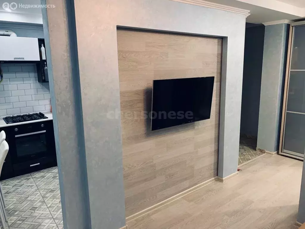 2-комнатная квартира: Севастополь, проспект Юрия Гагарина, 6 (46.3 м) - Фото 1