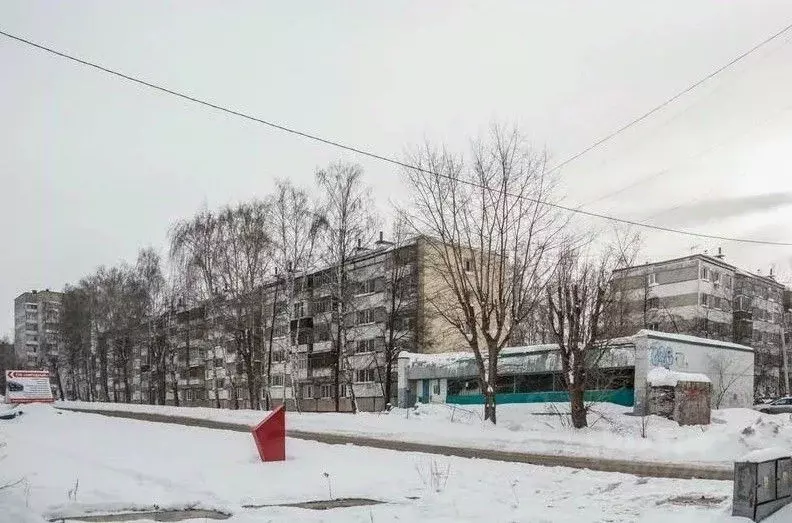 Помещение свободного назначения в Татарстан, Казань ул. Братьев ... - Фото 1