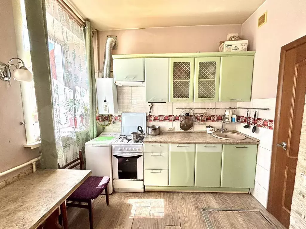 2-к. квартира, 32 м, 1/3 эт. - Фото 0