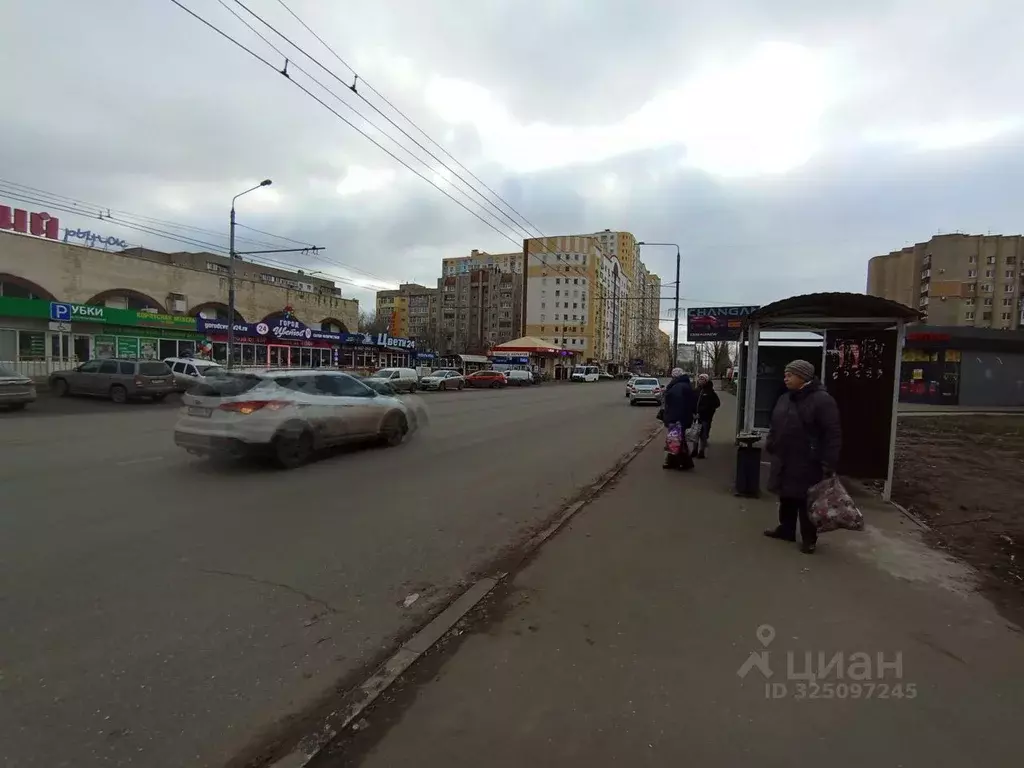 Помещение свободного назначения в Саратовская область, Энгельс просп. ... - Фото 1