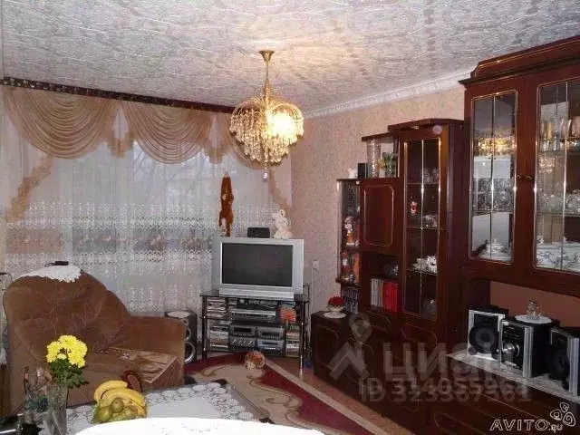 3-к кв. Омская область, Омск Заозерный мкр, просп. Менделеева, 23 ... - Фото 1