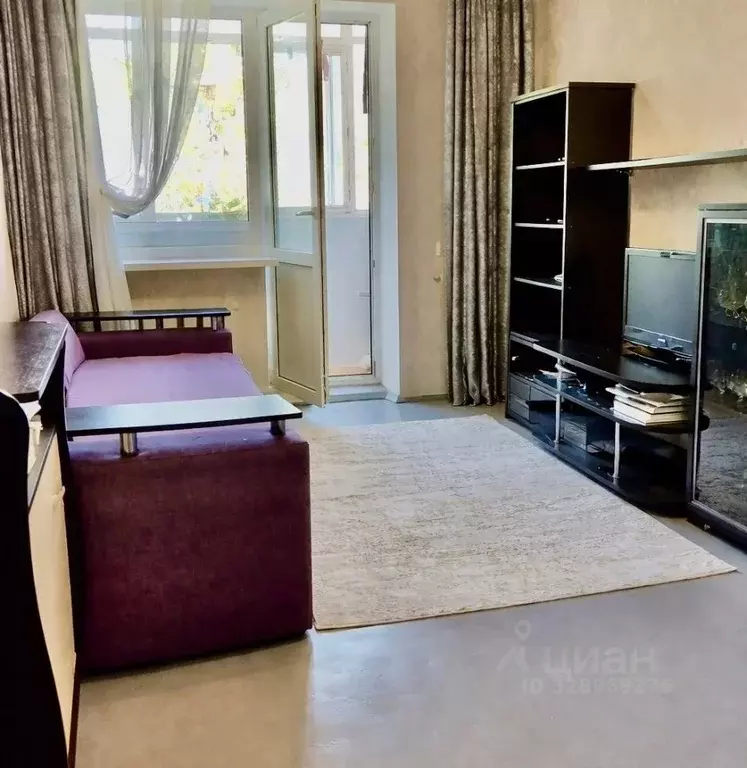 3-к кв. Крым, Симферополь ул. Гагарина, 16 (55.0 м) - Фото 1