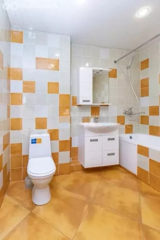 1-комнатная квартира: Тюмень, Кремлёвская улица, 112к3 (42.1 м) - Фото 0