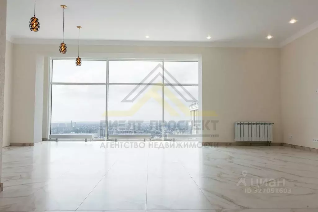 4-к кв. Воронежская область, Воронеж ул. Ворошилова, 1/4 (172.0 м) - Фото 1